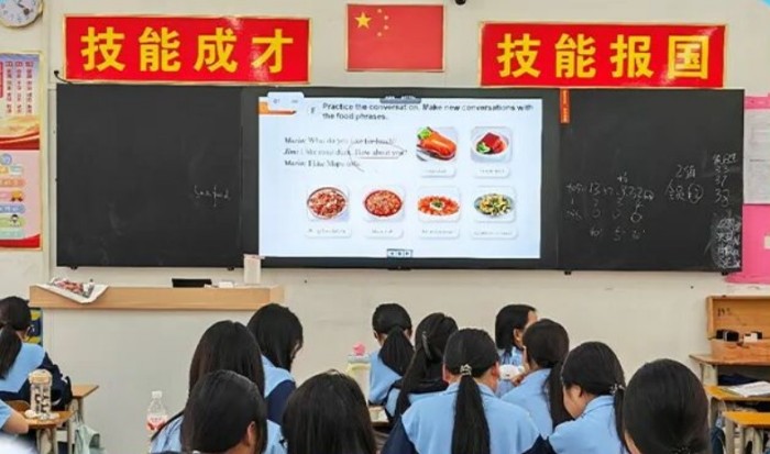 智绘育人新篇:TCL商显助力惠州市技师学院打造数字化转型标杆-视听圈