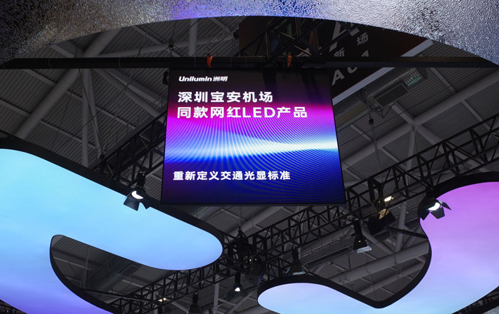 �����Ǽҵ硢Ӣΰ��������������й��������ڽ��롰˵����ʱ��