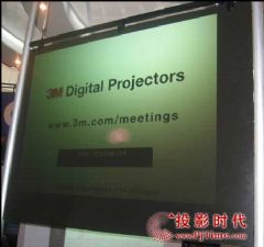 3M推出Vikuiti <font color='#FF0000'>XRVS-120</font>高对比度高亮度背投影屏幕