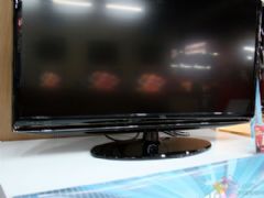 0.5寸极窄边框 TCL46寸蓝光液晶降3千