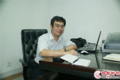 专访虹光林加士：要让更多国人喜欢上虹光投影机