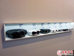 IFA 2015：爱普生投影机“黑”友商好吗？