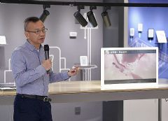 10����������ɫ������ֽ�г��ؼ�һ��