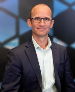 迈克尔·菲普斯出任科视总裁兼执行官