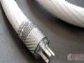 线身粗壮:Stealth Audio M7000电源线