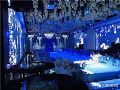 ROLY乐丽激光投影机打造沉浸式全息梦幻婚礼