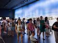 SAMSUNG THE WALL首秀罗红摄影艺术馆